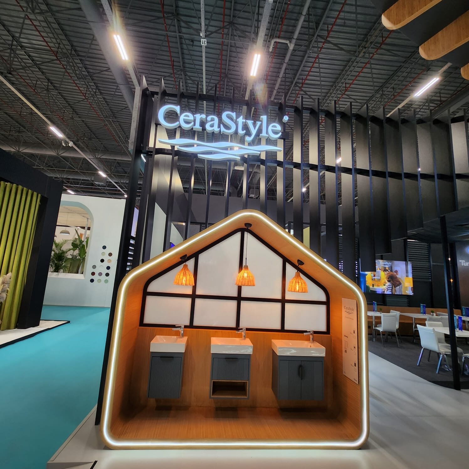 Dikey Design exhibition stand project view 18