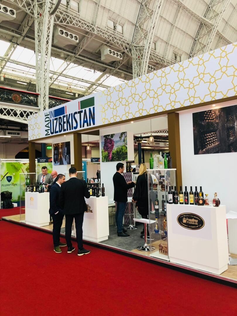 Dikey Design exhibition stand project view 68