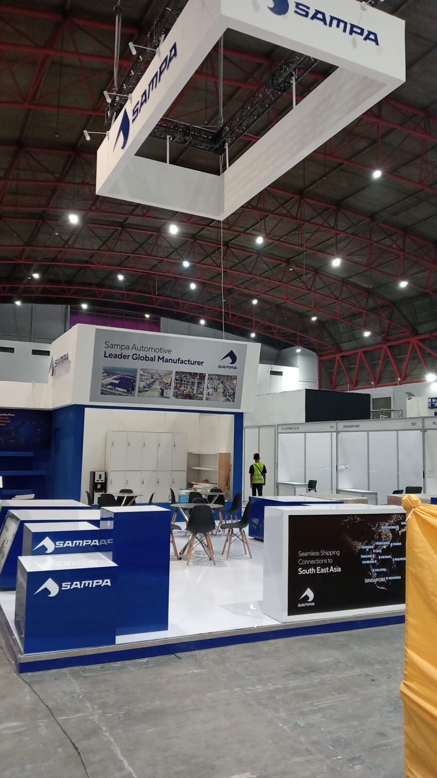 Dikey Design exhibition stand project view 16