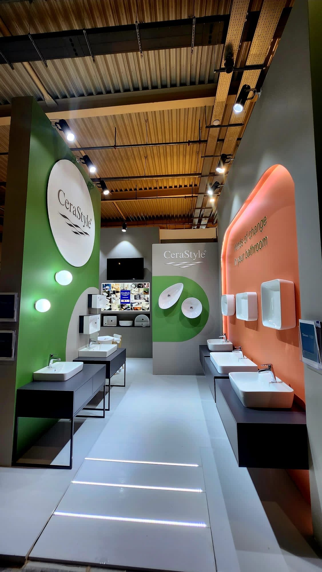 Dikey Design exhibition stand project view 77