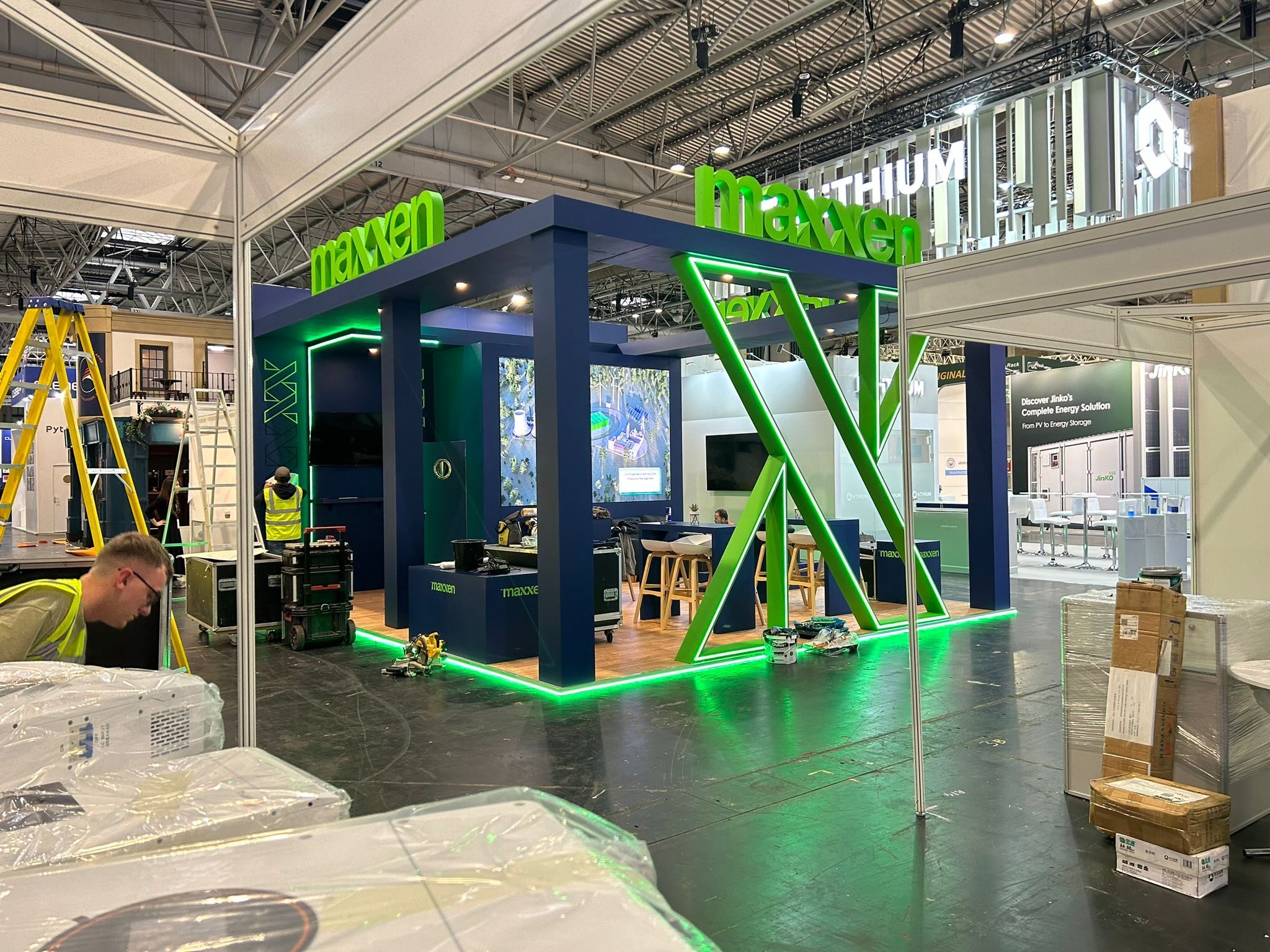 Dikey Design exhibition stand project view 54