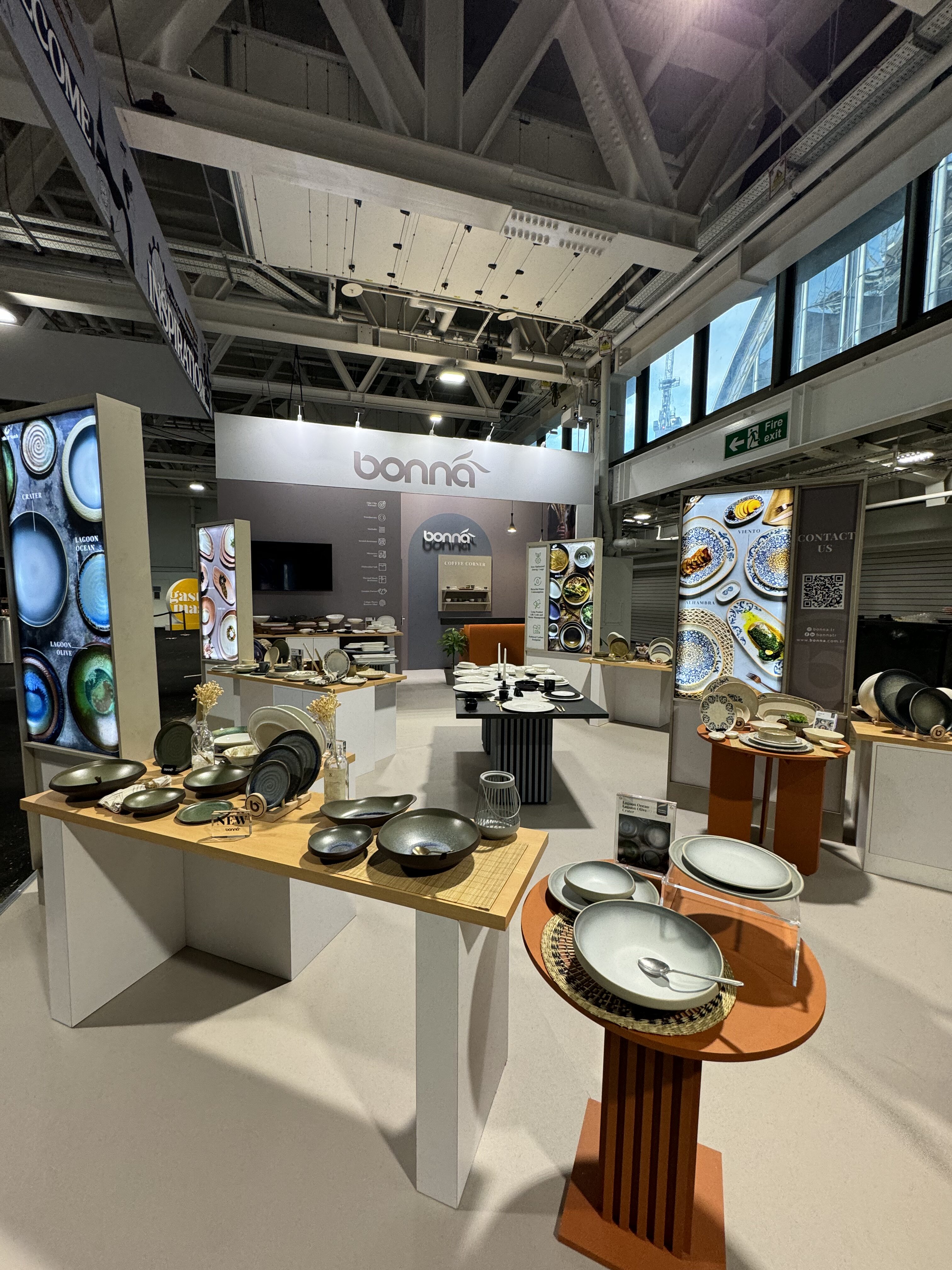 Dikey Design exhibition stand project view 145