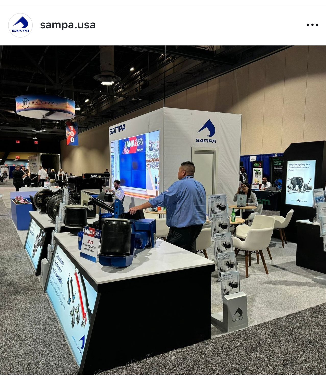 Dikey Design exhibition stand project view 150