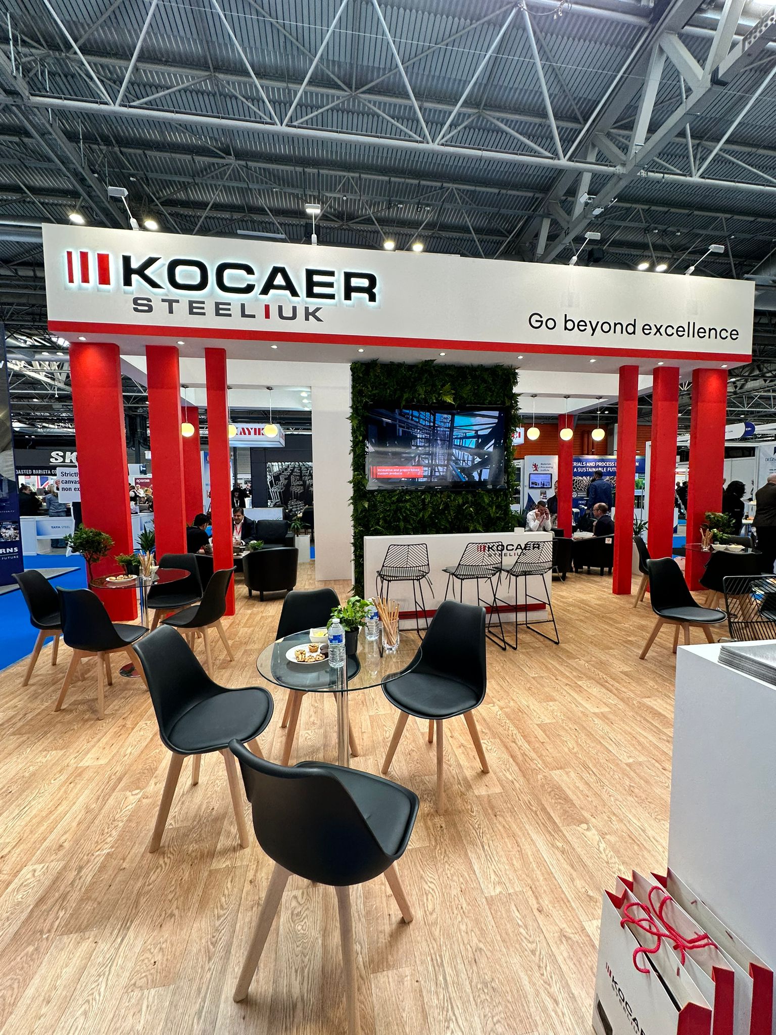 Dikey Design exhibition stand project view 97